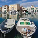Apartment 1 Bedroom Stunning In