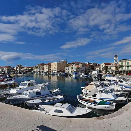 Apartamento 1 Bedroom Beautiful In Vodice