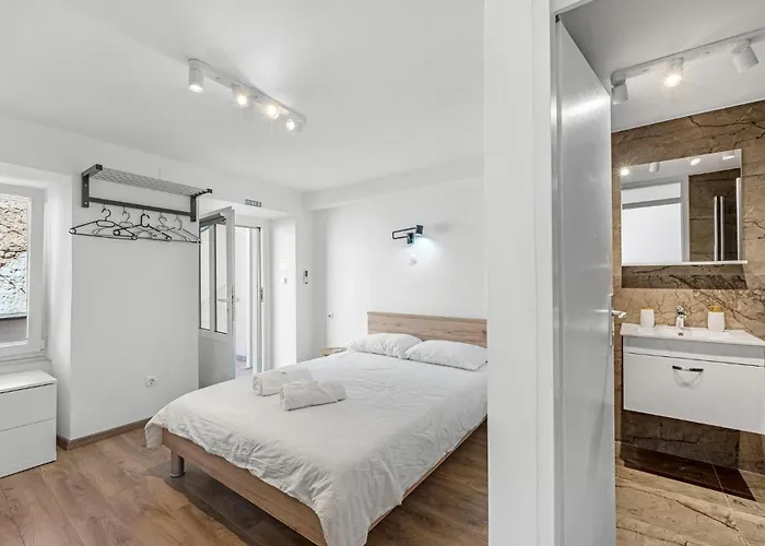 1 Bedroom In Appartement Vodice